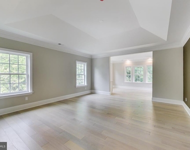 3104 Sleepy Hollow Road - Photo Thumbnail 23