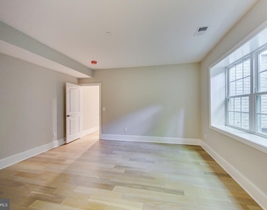 3104 Sleepy Hollow Road - Photo Thumbnail 79