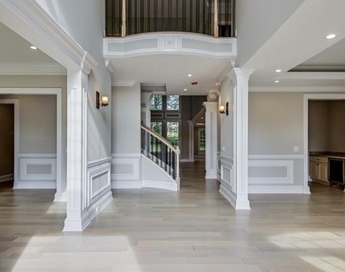 3104 Sleepy Hollow Road - Photo Thumbnail 5