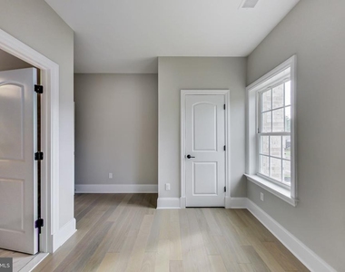 3104 Sleepy Hollow Road - Photo Thumbnail 52