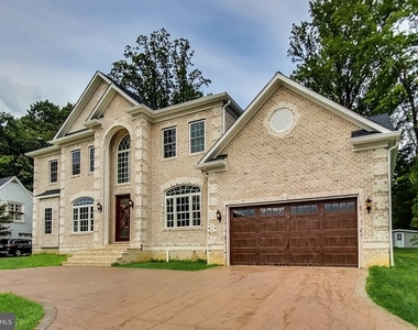 3104 Sleepy Hollow Road - Photo Thumbnail 1