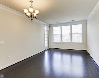 13740 Endeavour Drive - Photo Thumbnail 3