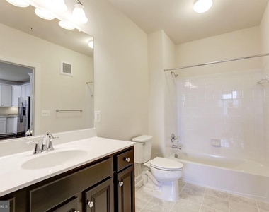 13740 Endeavour Drive - Photo Thumbnail 18