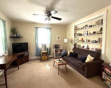 803 Wolfe Street - Photo Thumbnail 4