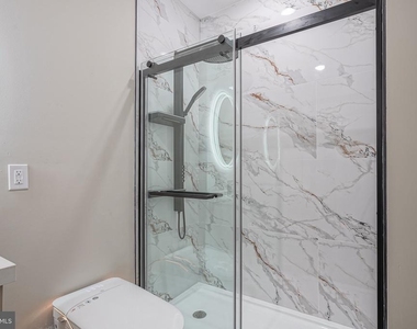 4432 Wingate Street - Photo Thumbnail 13
