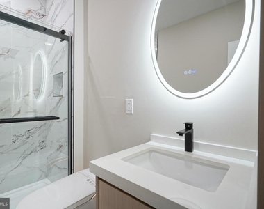 4432 Wingate Street - Photo Thumbnail 28