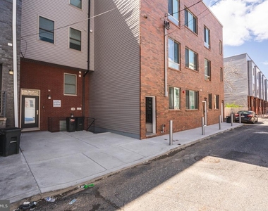 2613 Federal Street - Photo Thumbnail 19