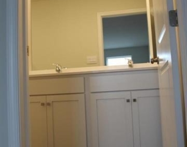 157 Mazzeo Drive - Photo Thumbnail 7