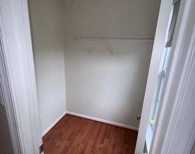 9805 Doubletree Terrace - Photo Thumbnail 7