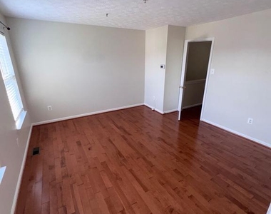 9805 Doubletree Terrace - Photo Thumbnail 24