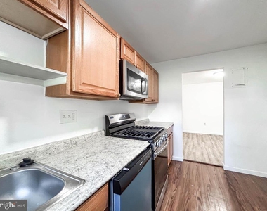 11380 Cherry Hill Road - Photo Thumbnail 22
