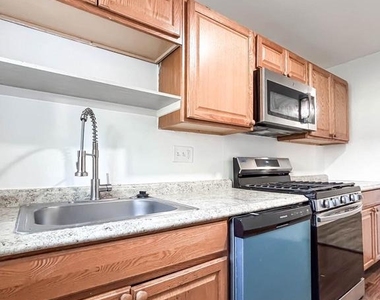 11380 Cherry Hill Road - Photo Thumbnail 23