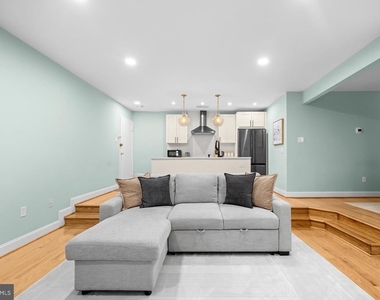 9820 Georgia Avenue - Photo Thumbnail 3