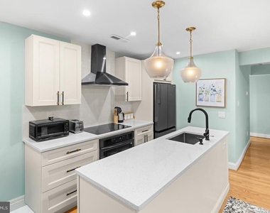 9820 Georgia Avenue - Photo Thumbnail 5