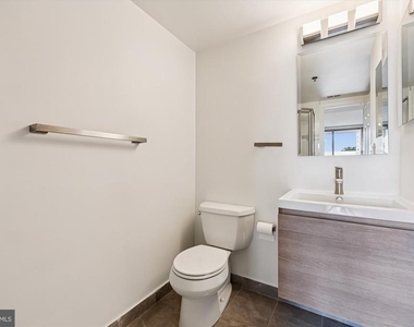 5809 Nicholson Lane - Photo Thumbnail 27