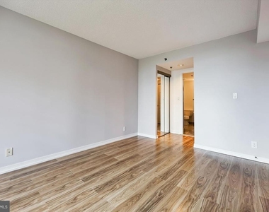 5809 Nicholson Lane - Photo Thumbnail 24