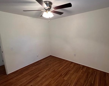 11225 Avalanche Way - Photo Thumbnail 18