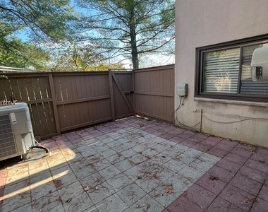 11225 Avalanche Way - Photo Thumbnail 22