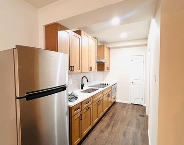 9875 Selkie Lane - Photo Thumbnail 11