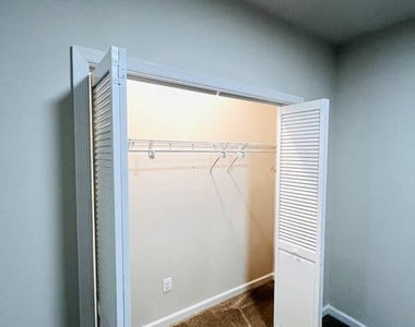 9875 Selkie Lane - Photo Thumbnail 8