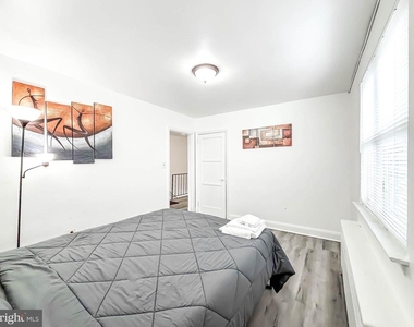 8608 Chestnut Oak Road - Photo Thumbnail 7