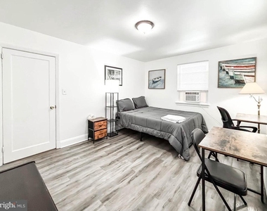 8608 Chestnut Oak Road - Photo Thumbnail 12