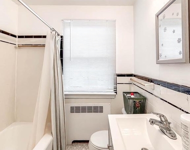 8608 Chestnut Oak Road - Photo Thumbnail 16