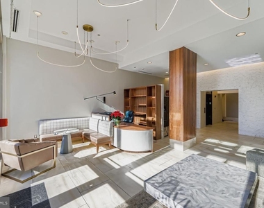 675 President Street - Photo Thumbnail 14