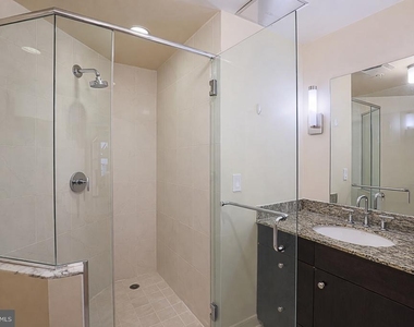 675 President Street - Photo Thumbnail 9