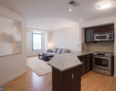 675 President Street - Photo Thumbnail 1