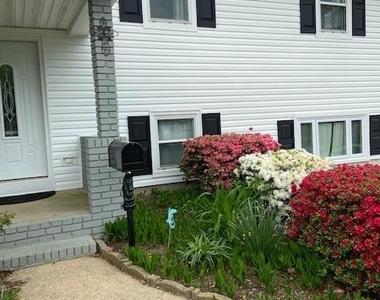 600 Marlboro Road - Photo Thumbnail 3