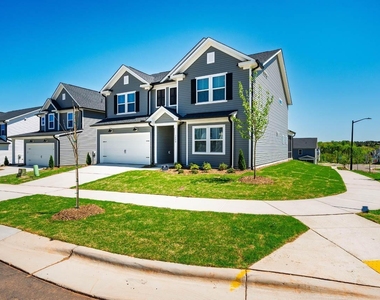 1400 Hollyview Avenue - Photo Thumbnail 6