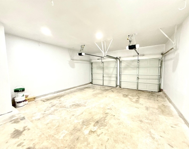 1713 Bowerton Dr - Photo Thumbnail 13