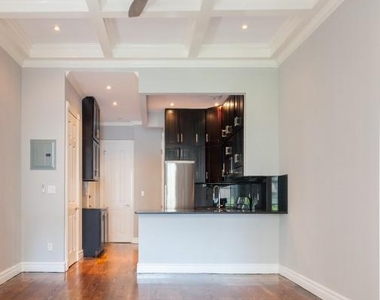 7 East 75th Street - Photo Thumbnail 7