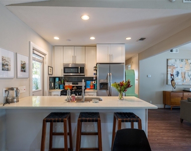 6306 Vioitha Dr - Photo Thumbnail 9