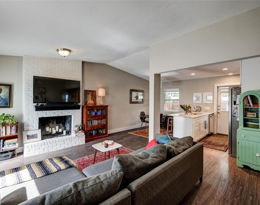 6306 Vioitha Dr - Photo Thumbnail 5
