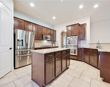 4804 Taurus Walk - Photo Thumbnail 7