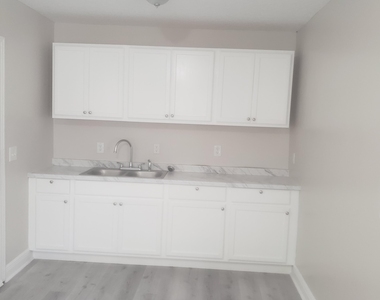 5531 Agra Court - Photo Thumbnail 4