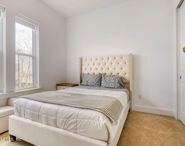 279 Bismarck Palm Road - Photo Thumbnail 17