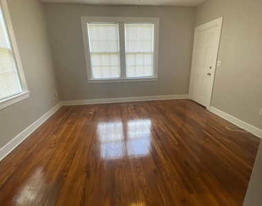2752 Herschel Street - Photo Thumbnail 1