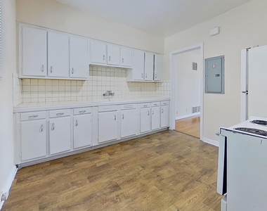 2589 Atlantic Boulevard - Photo Thumbnail 8