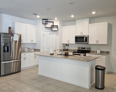 12672 Senbay Court Court - Photo Thumbnail 3