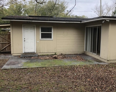 7318 Strato Road - Photo Thumbnail 13