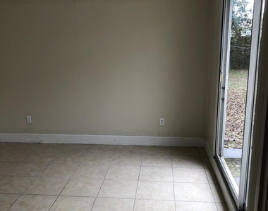 7318 Strato Road - Photo Thumbnail 5
