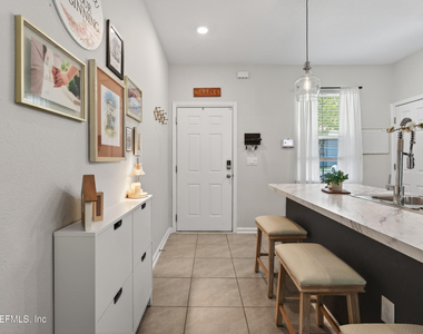 4915 Nebula Lane - Photo Thumbnail 4