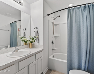 4915 Nebula Lane - Photo Thumbnail 28