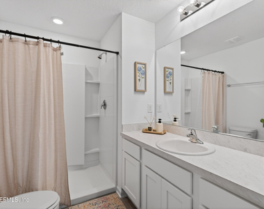 4915 Nebula Lane - Photo Thumbnail 19