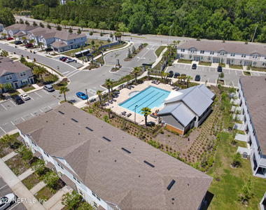 4915 Nebula Lane - Photo Thumbnail 32