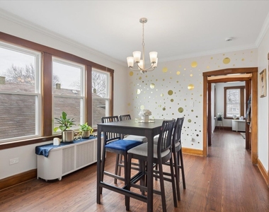 1341 Ridgeland Avenue - Photo Thumbnail 4