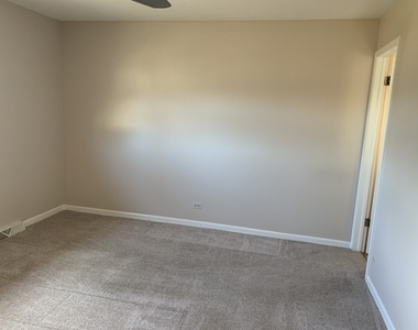 7609 Hayenga Lane - Photo Thumbnail 11